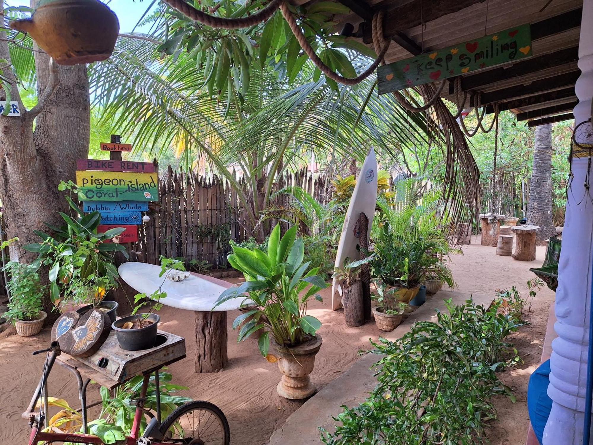 Akki'S Hostel Trincomalee Exterior foto