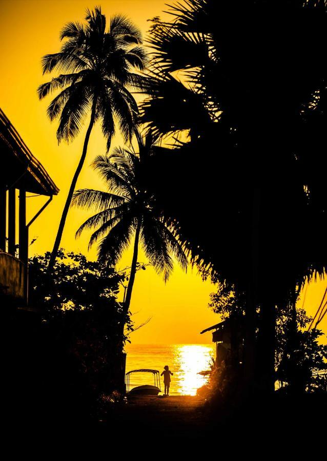 Akki'S Hostel Trincomalee Exterior foto